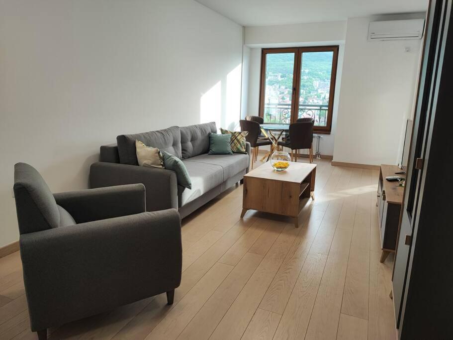 Grand View Apartment Skopje Bagian luar foto